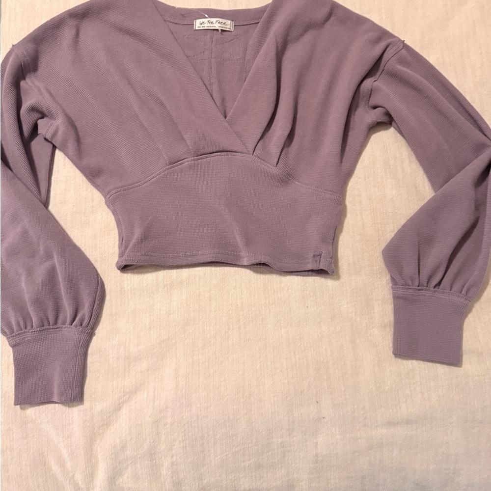 We The Free Lavender V-Neck Crop Top